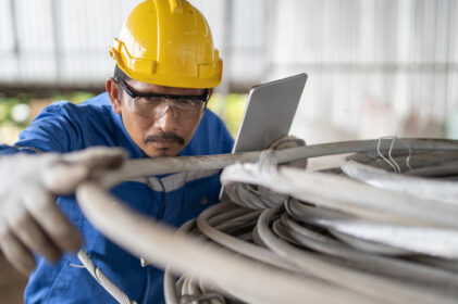 The 8 Best Electrician Software Tools for Small Businesses (2026)