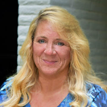 Lori MacIntyre