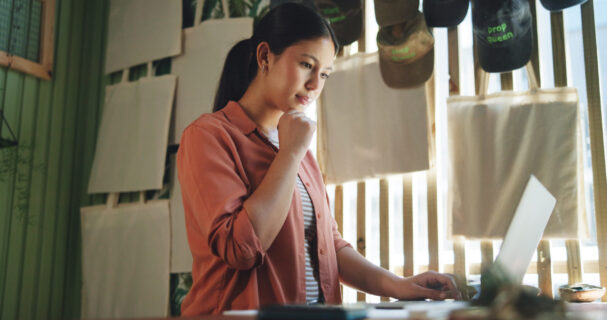 Business Listings Management for Spring: How to Update Listings and Drive More Local Leads 